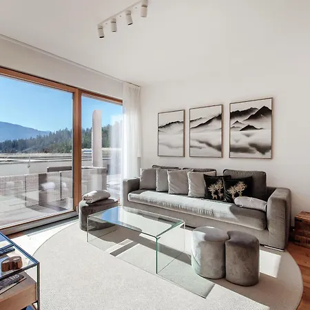 Alpine By Quokka 360 - Stylish With Terrace And Stunning Mountain Views 公寓