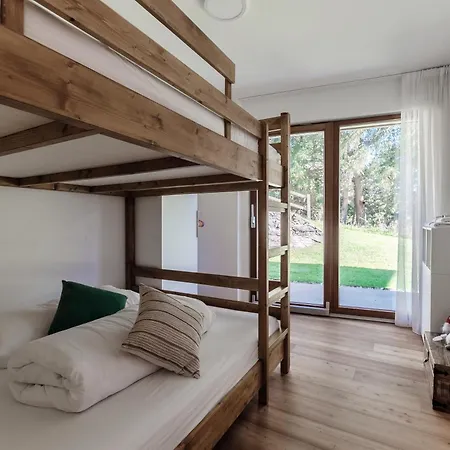 Alpine By Quokka 360 - Stylish With Terrace And Stunning Mountain Views 公寓 莱克斯