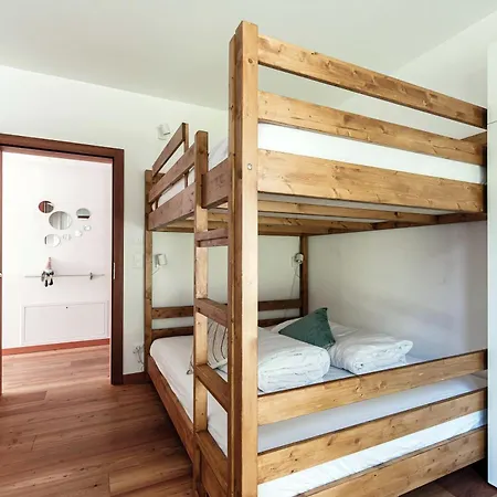 Alpine By Quokka 360 - Stylish With Terrace And Stunning Mountain Views *
